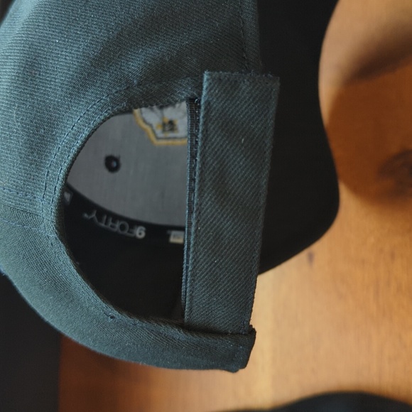 Roberto Clemente Pirates hats bundle - Picture 3 of 5